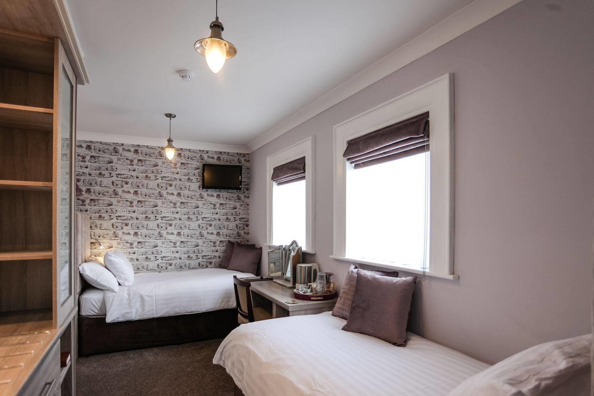 Anvershiel House พอร์ตรัช ภายนอก รูปภาพ